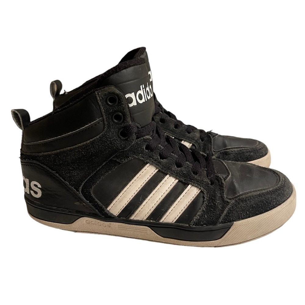 Boys adidas size 5 big kids